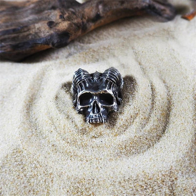 Horned Demon Head Skull Ring